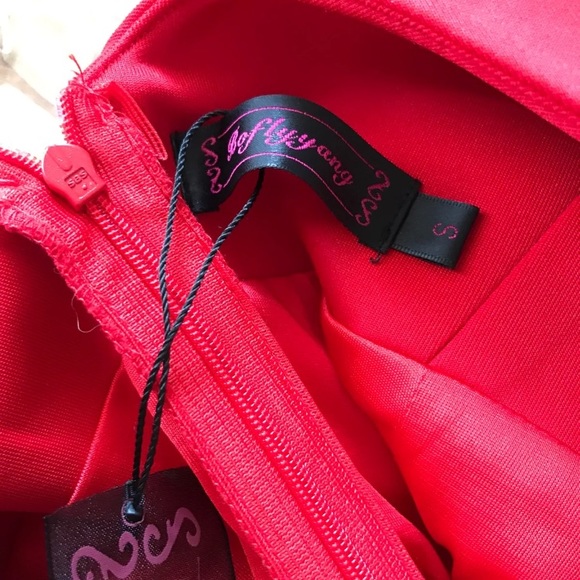 Red cupshe dress SOLD - Picture 5 of 5